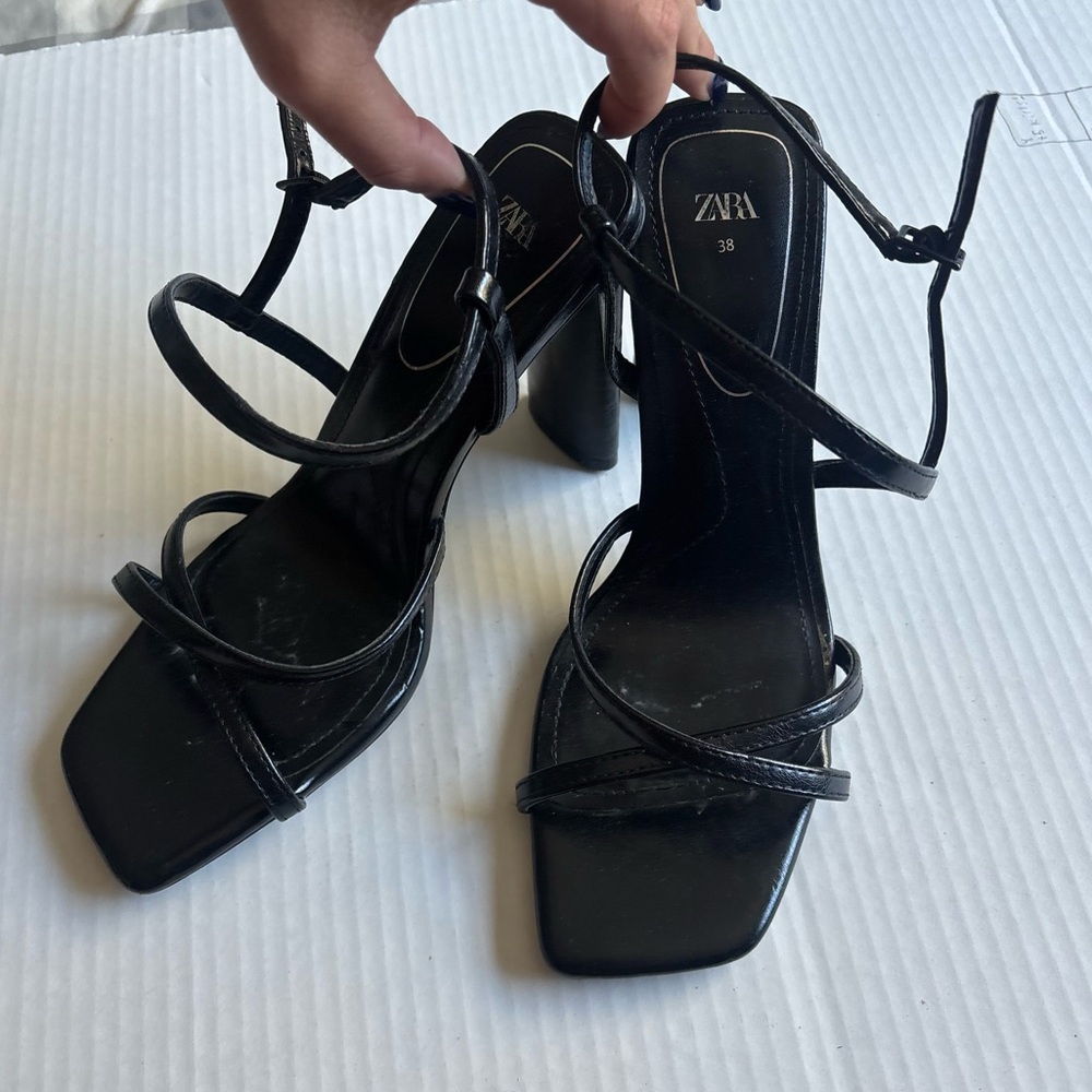 Zara Black Strappy Square-Toe Block Heel Sandals